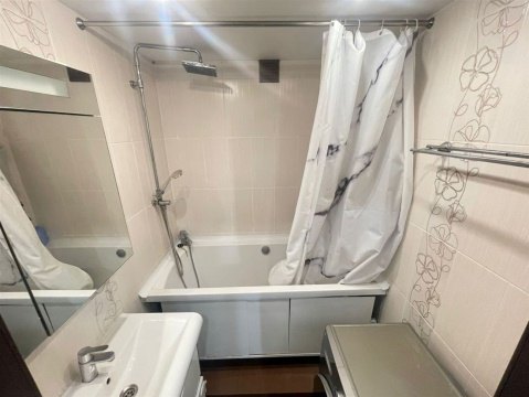 2-к квартира, 3/5 эт., 46м²