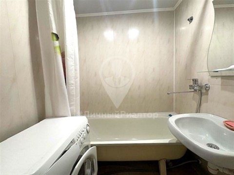 2-к квартира, 3/3 эт., 49м²