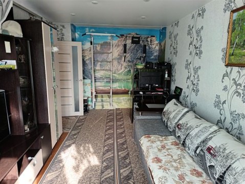 3-к квартира, 5/5 эт., 63м²