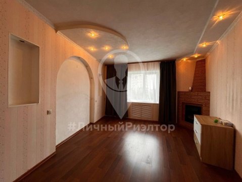 3-к квартира, 5/9 эт., 94м²
