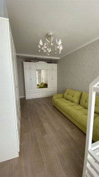 4-к квартира, 2/3 эт., 144м²