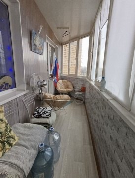 2-к квартира, 4/25 эт., 61м²
