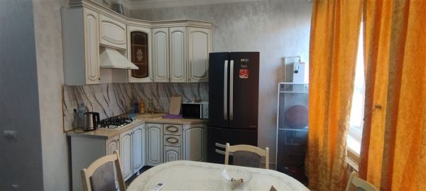 2-к квартира, 1/10 эт., 55м²