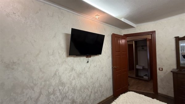 3-к квартира, 5/5 эт., 65м²