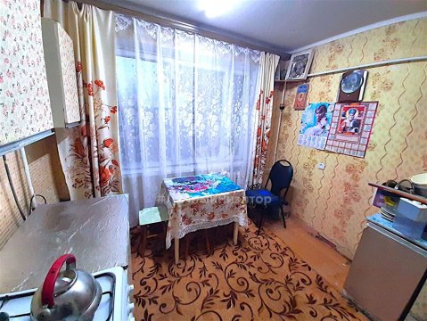 2-к квартира, 3/3 эт., 48м²