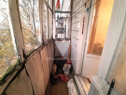 2-к квартира, 3/3 эт., 48м²