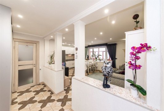 3-к квартира, 5/9 эт., 70м²