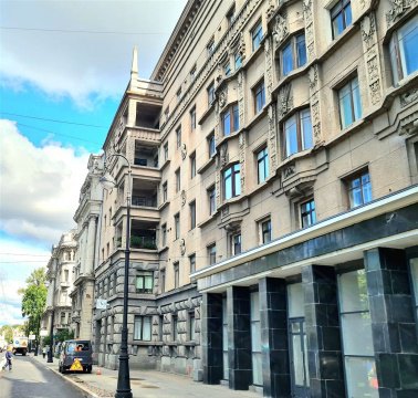 3-к квартира, 3/6 эт., 88м²