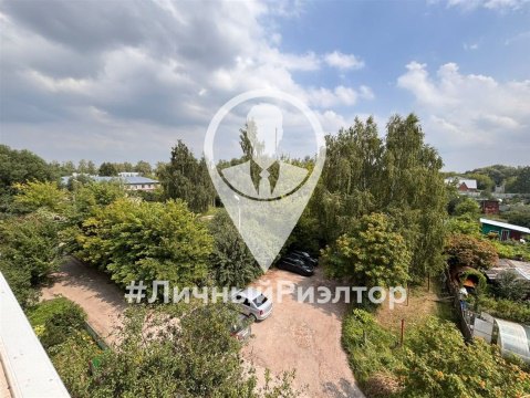 3-к квартира, 4/5 эт., 52м²