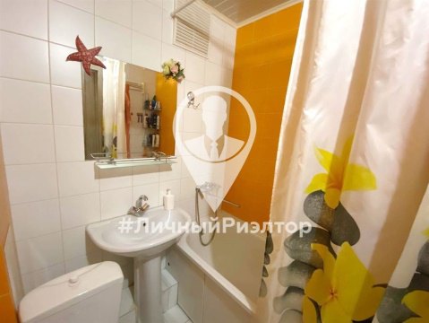 2-к квартира, 4/10 эт., 52м²