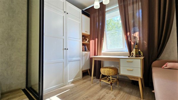 1-к квартира, 1/6 эт., 42м²