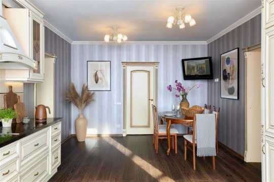 4-к квартира, 7/7 эт., 178м²