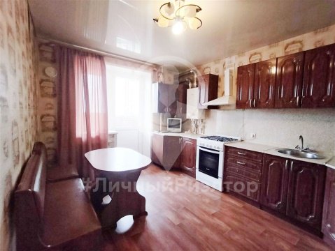 1-к квартира, 7/10 эт., 44м²
