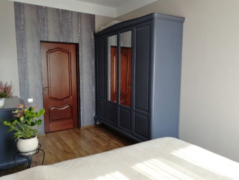 2-к квартира, 6/7 эт., 65м²