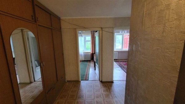 2-к квартира, 2/5 эт., 52м²