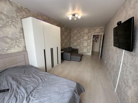 3-к квартира, 9/12 эт., 80м²