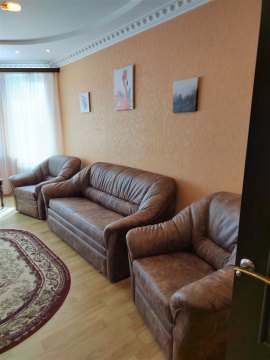 2-к квартира, 14/17 эт., 74м²