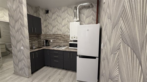 1-к квартира, 19/25 эт., 38м²