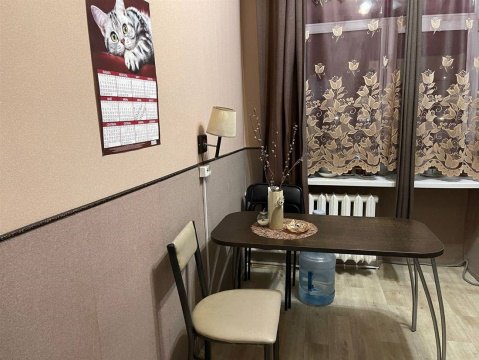 3-к квартира, 4/7 эт., 55м²