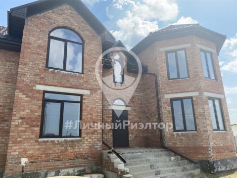 Дом 245м², участок 14 сот.