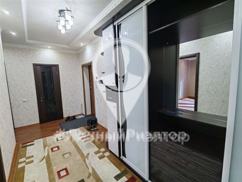 2-к квартира, 3/16 эт., 76м²