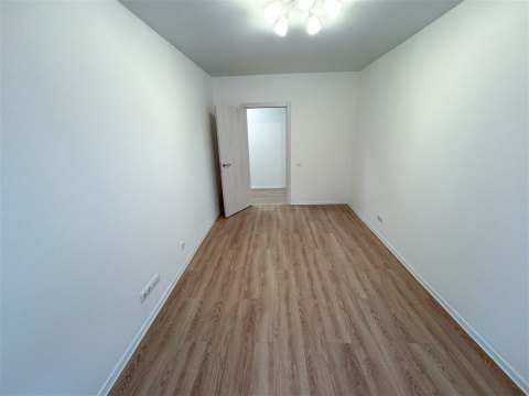 3-к квартира, 3/26 эт., 69м²