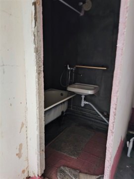2-к квартира, 3/10 эт., 50м²