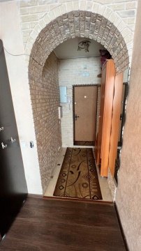 2-к квартира, 10/12 эт., 50м²