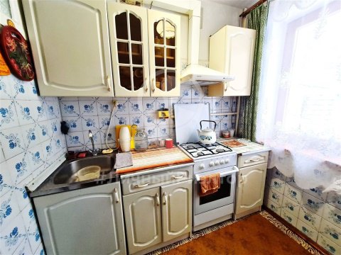 4-к квартира, 1/5 эт., 62м²