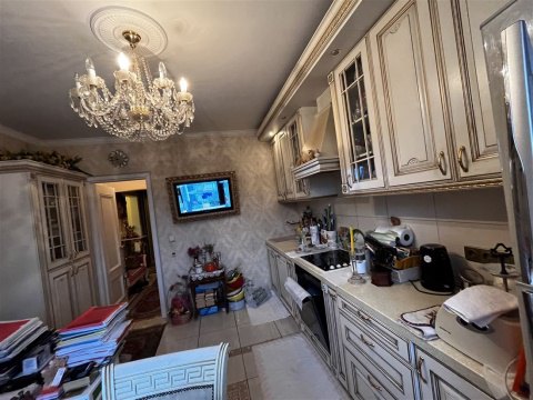 3-к квартира, 3/12 эт., 89м²