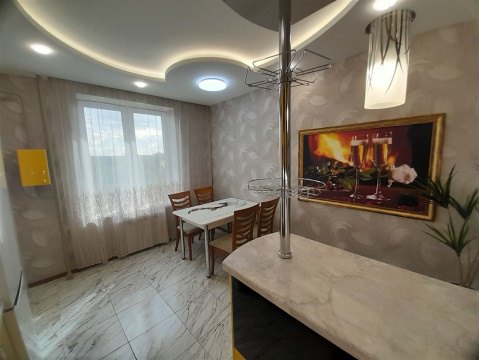 2-к квартира, 8/9 эт., 59м²