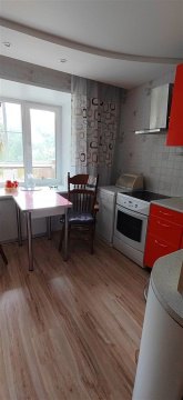 2-к квартира, 3/6 эт., 50м²