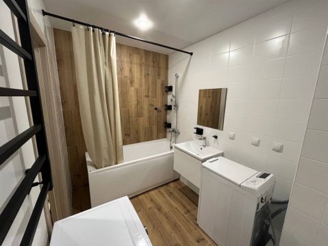 2-к квартира, 14/15 эт., 53м²