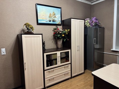 2-к квартира, 3/5 эт., 60м²