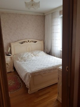 3-к квартира, 9/9 эт., 50м²