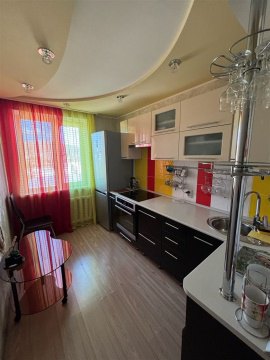 3-к квартира, 9/9 эт., 62м²