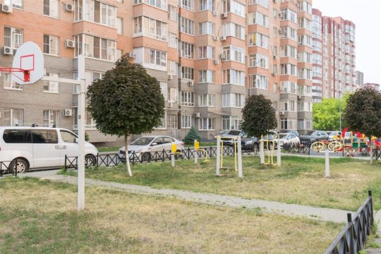 2-к квартира, 8/10 эт., 61м²