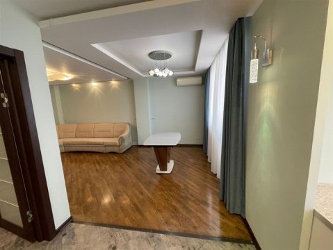 2-к квартира, 14/18 эт., 67м²