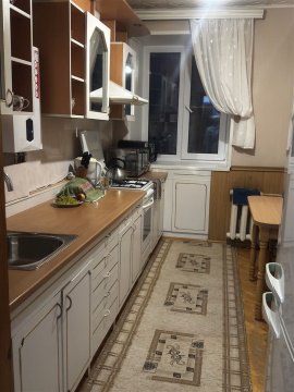 2-к квартира, 5/5 эт., 52м²