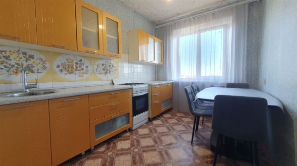 2-к квартира, 7/9 эт., 50м²