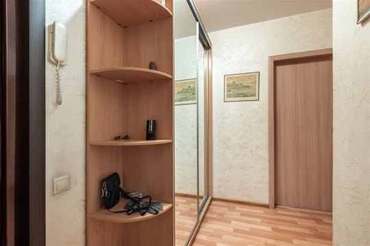 1-к квартира, 10/17 эт., 38м²