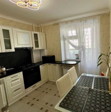 2-к квартира, 2/10 эт., 63м²