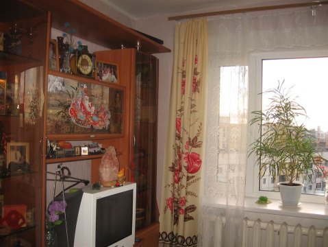3-к квартира, 9/9 эт., 60м²