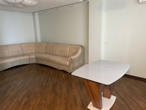 2-к квартира, 14/18 эт., 67м²