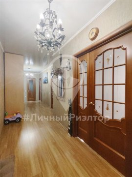 2-к квартира, 8/10 эт., 80м²