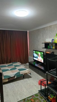 2-к квартира, 1/10 эт., 57м²