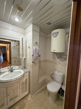 2-к квартира, 3/10 эт., 52м²