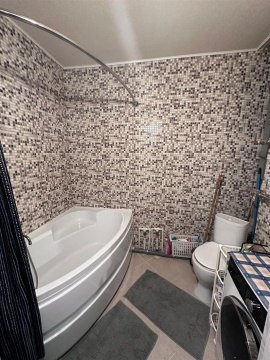 2-к квартира, 6/18 эт., 60м²