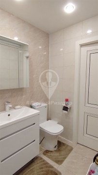 2-к квартира, 1/2 эт., 43м²