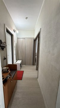 2-к квартира, 8/9 эт., 48м²